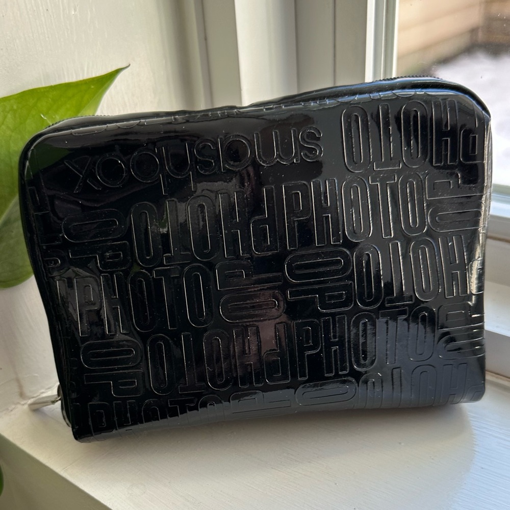 NEW SMASHBOX shiny black makeup bag jewelry bag